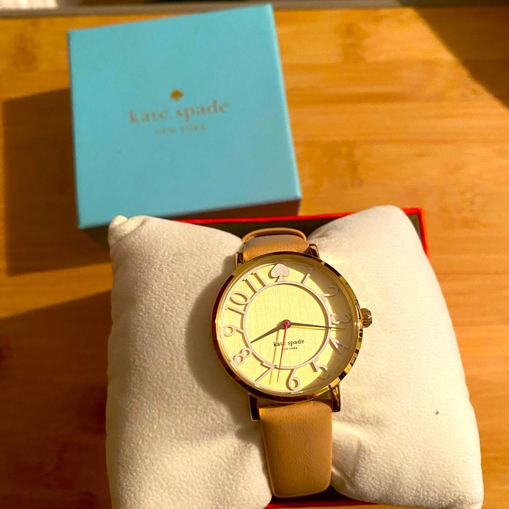 Kate spade metro nude watch !! - Picture 2 of 4